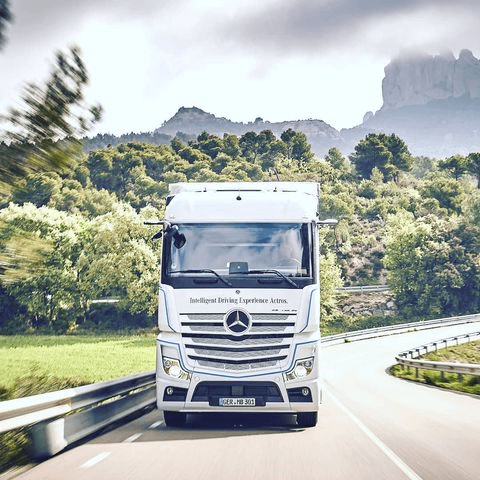 Mercedes-Benz Actros truck view